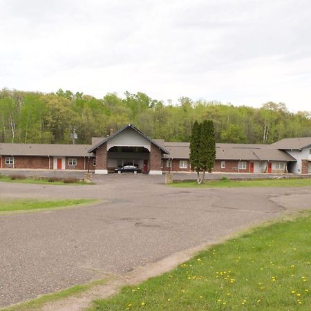 Amerivu Inn & Suites - St Croix Falls Saint Croix Falls 외부 사진