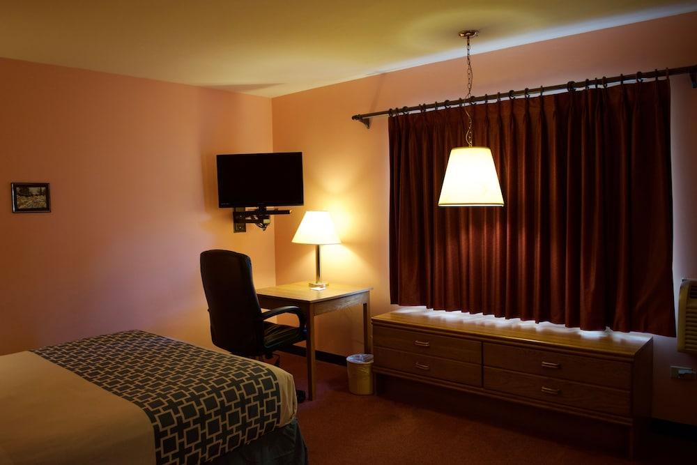 Amerivu Inn & Suites - St Croix Falls Saint Croix Falls 외부 사진