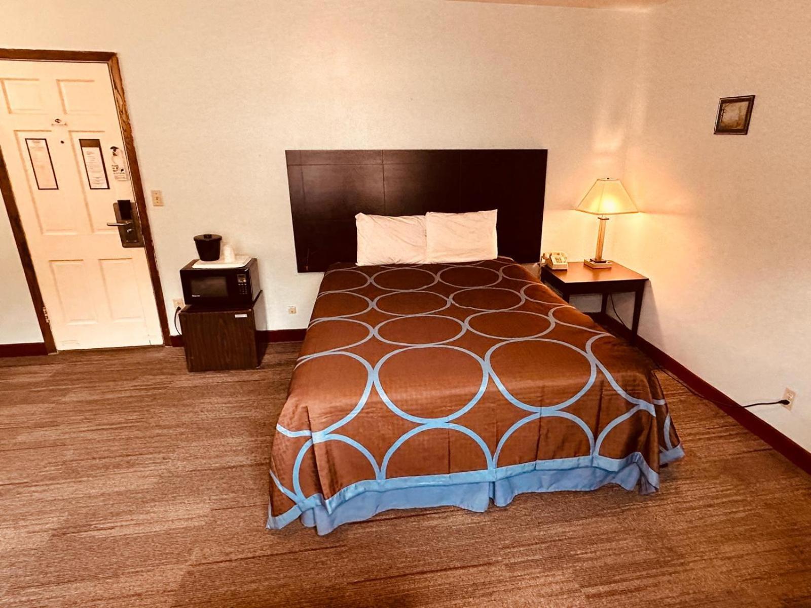 Amerivu Inn & Suites - St Croix Falls Saint Croix Falls 외부 사진