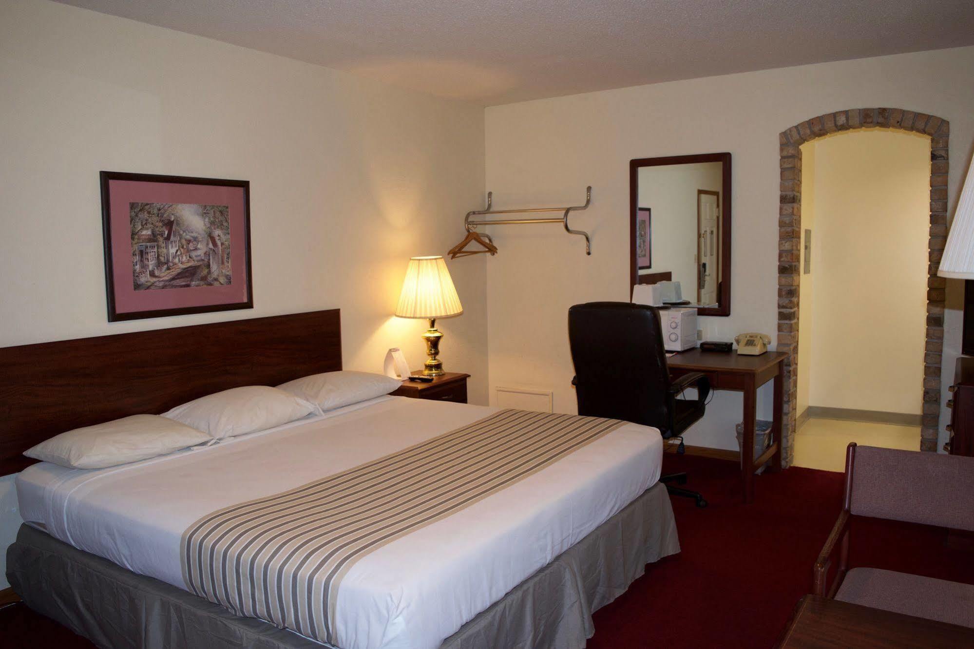 Amerivu Inn & Suites - St Croix Falls Saint Croix Falls 외부 사진